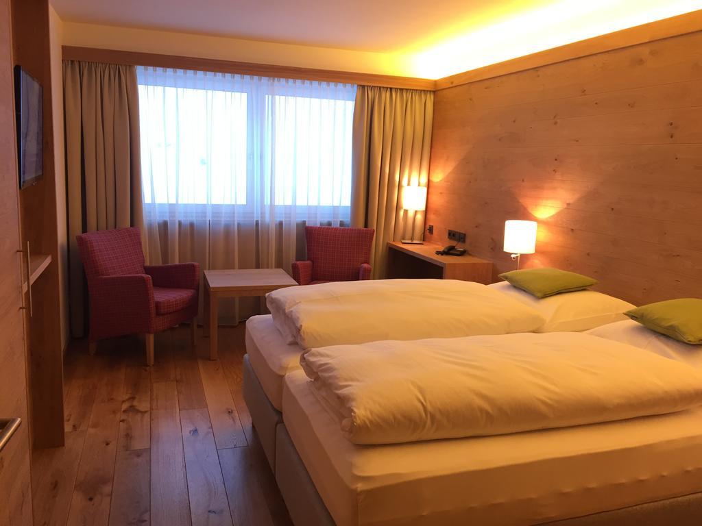 Hotel Garni Panorama 레흐암 아르베르크 외부 사진